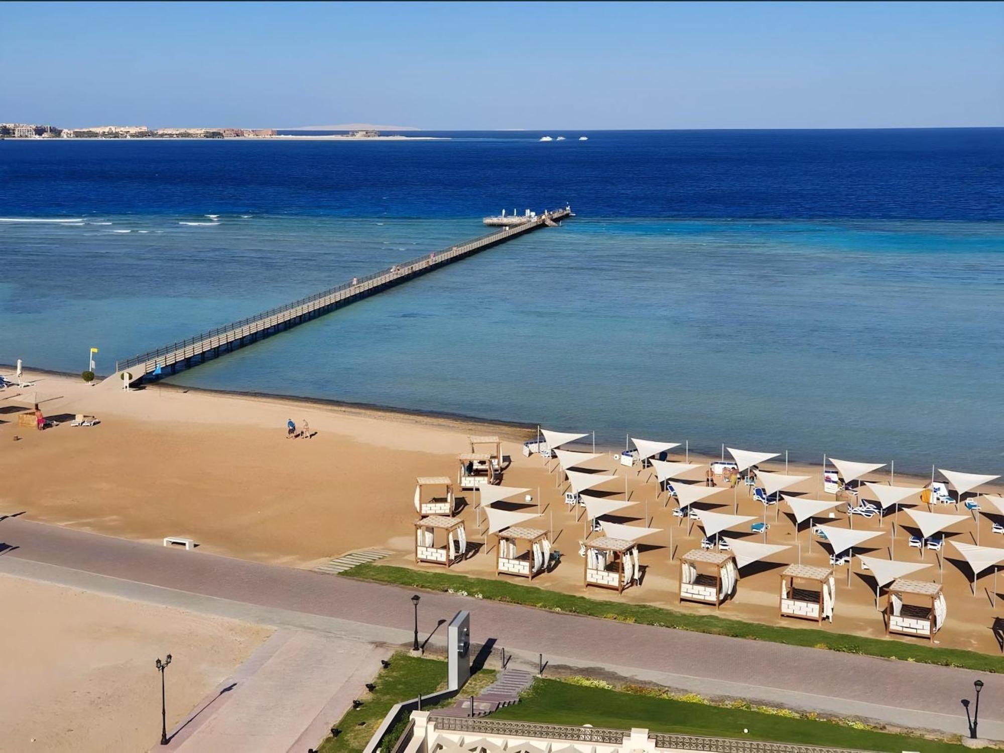 Luxury Beachfront Studio- Foreign Nationals Only Hurghada Eksteriør bilde
