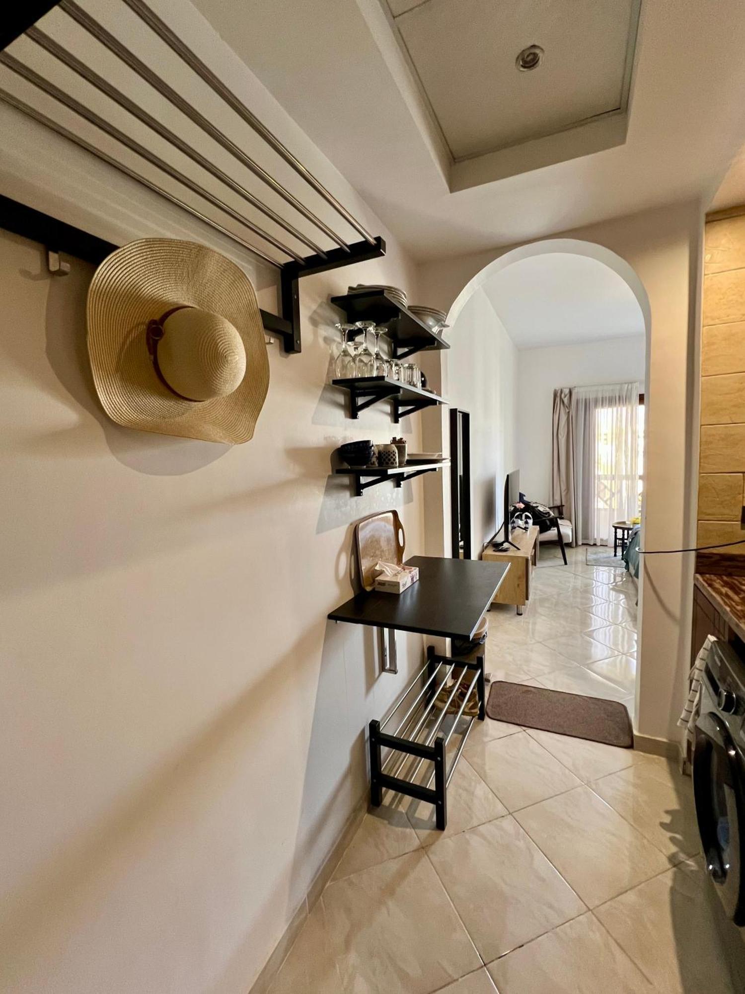 Luxury Beachfront Studio- Foreign Nationals Only Hurghada Eksteriør bilde