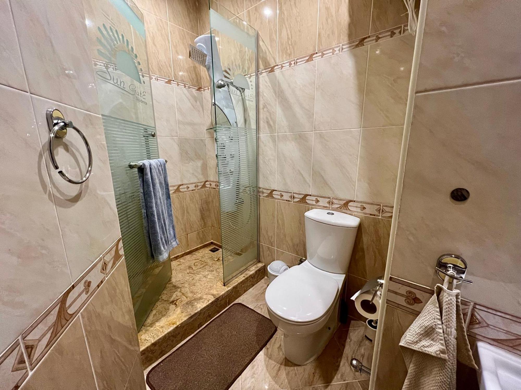 Luxury Beachfront Studio- Foreign Nationals Only Hurghada Eksteriør bilde
